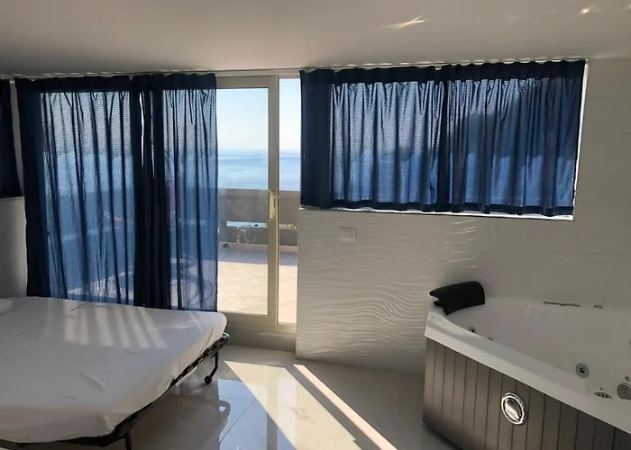 Taormina Loview Apartment