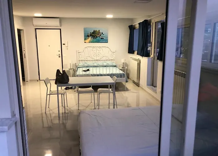 Taormina Loview * ジャルディーニ・ナクソス